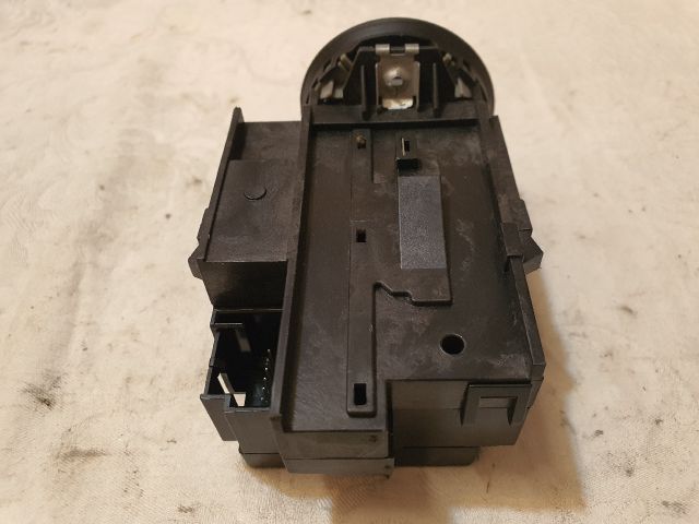 bontott VW PASSAT B6 Gyújtáskapcsoló Házzal