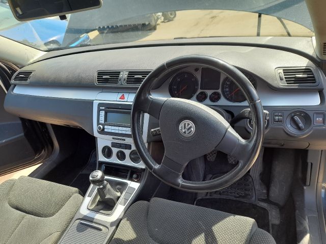 bontott VW PASSAT B6 Gyújtáskapcsoló Házzal