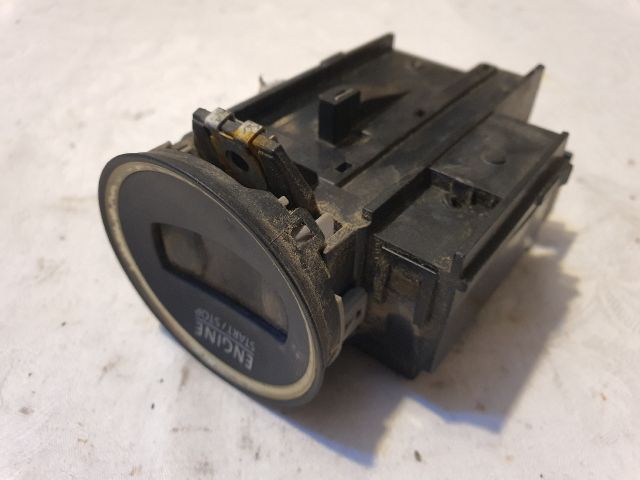 bontott VW PASSAT B6 Gyújtáskapcsoló Házzal