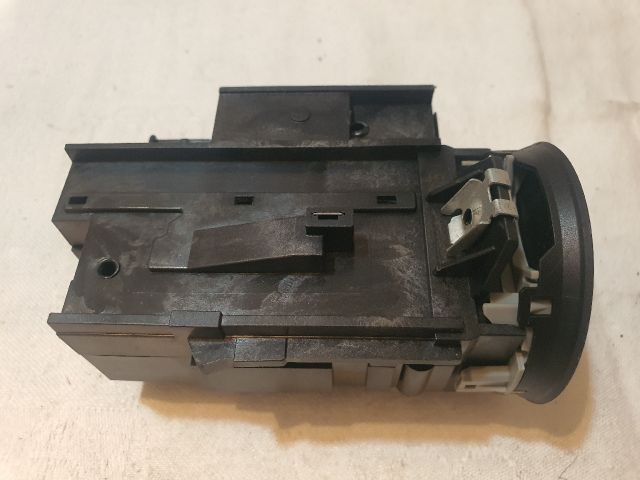 bontott VW PASSAT B6 Gyújtáskapcsoló Házzal