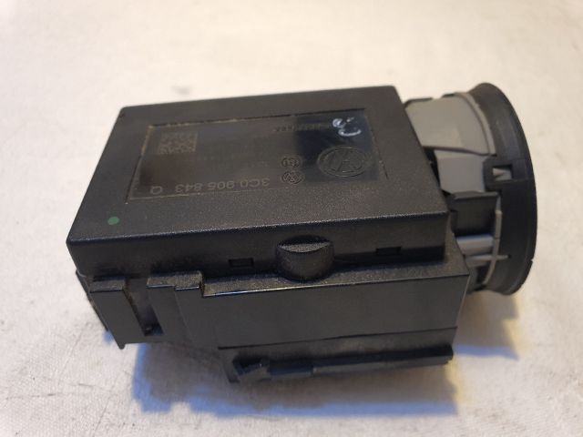 bontott VW PASSAT B6 Gyújtáskapcsoló Házzal