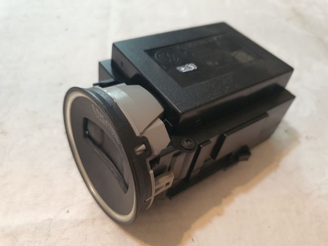 bontott VW PASSAT B6 Gyújtáskapcsoló Házzal