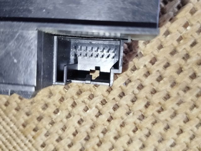 bontott VW PASSAT B6 Gyújtáskapcsoló