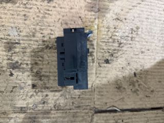 bontott VW PASSAT B6 Gyújtáskapcsoló