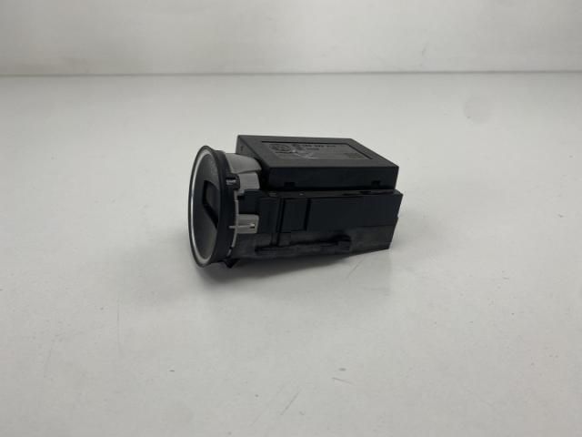 bontott VW PASSAT B6 Gyújtáskapcsoló