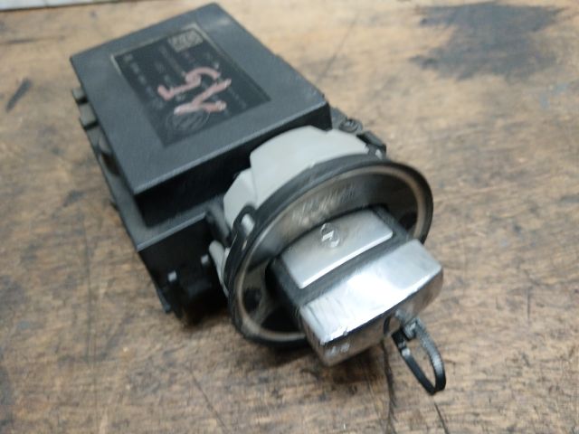 bontott VW PASSAT B6 Gyújtáskapcsoló