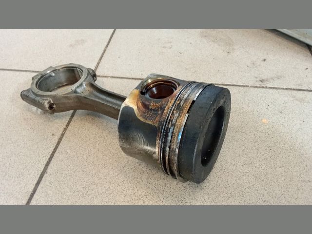 bontott VW PASSAT B6 Hajtókar