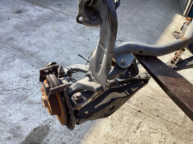 bontott VW PASSAT B6 Hátsó Híd (Tárcsafékes)