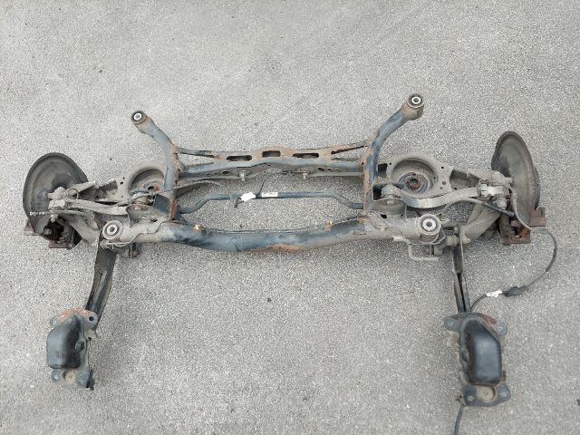 bontott VW PASSAT B6 Hátsó Híd (Tárcsafékes)