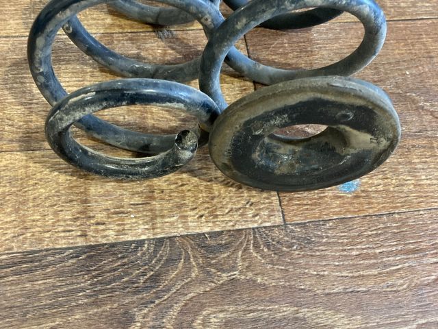 bontott VW PASSAT B6 Hátsó Rugó Pár