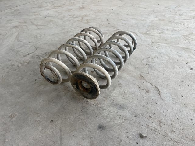 bontott VW PASSAT B6 Hátsó Rugó Pár