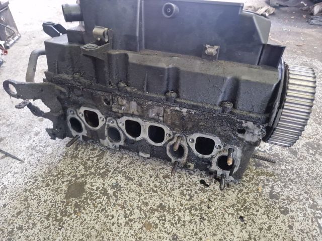 bontott VW PASSAT B6 Hengerfej