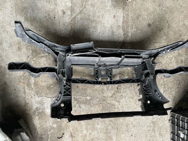 bontott VW PASSAT B6 Homlokfal (Üres lemez)