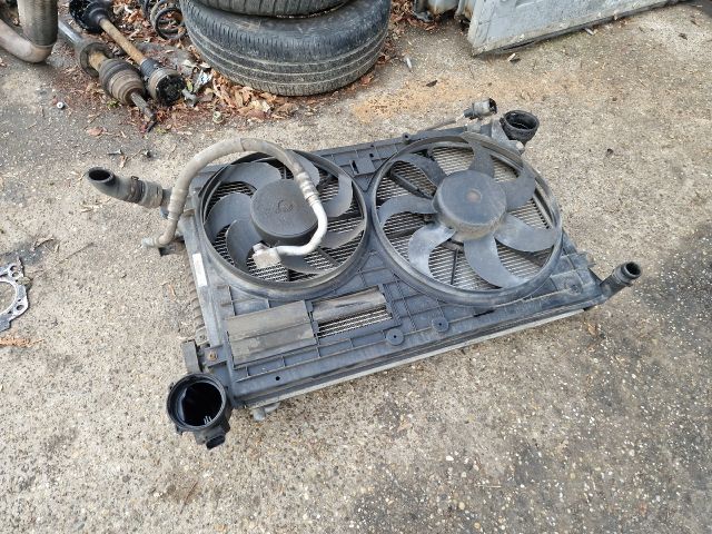 bontott VW PASSAT B6 Hűtő Ventilátor(ok), Radiátor(ok) Szett