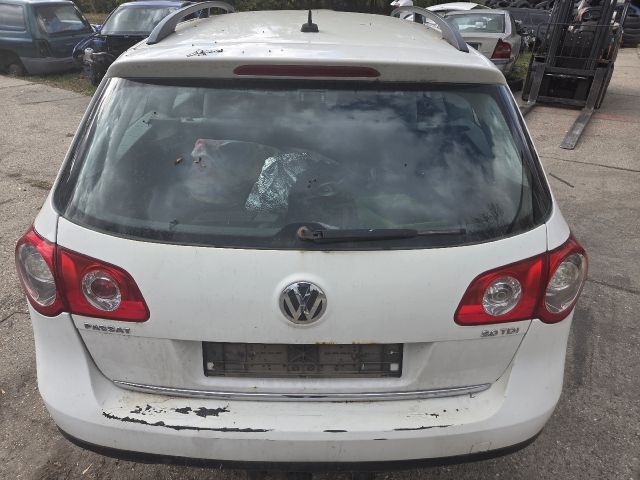 bontott VW PASSAT B6 Jobb első Csonkállvány Kerékaggyal