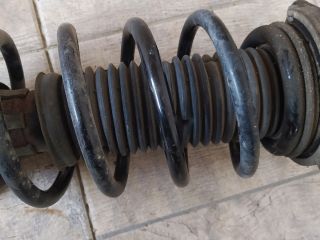 bontott VW PASSAT B6 Jobb első Gólyaláb (Lengécsillapító, Rugó)