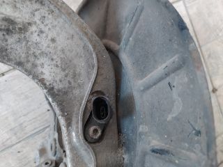 bontott VW PASSAT B6 Jobb első Kerékagy