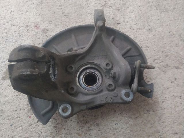 bontott VW PASSAT B6 Jobb első Kerékagy