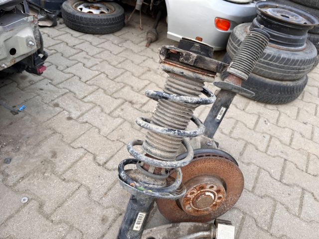 bontott VW PASSAT B6 Jobb első Lengéscsillapító