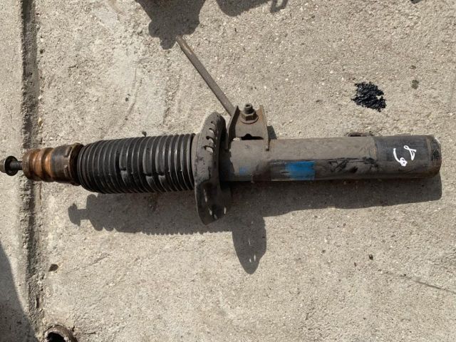 bontott VW PASSAT B6 Jobb első Lengéscsillapító