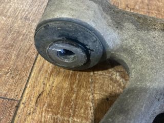 bontott VW PASSAT B6 Jobb első Lengőkar