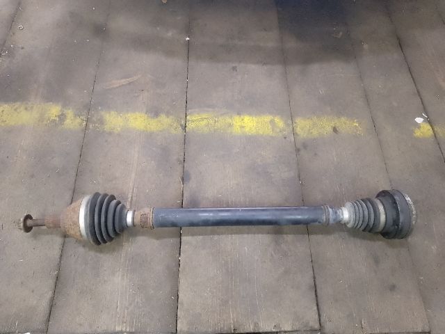 bontott VW PASSAT B6 Jobb Féltengely