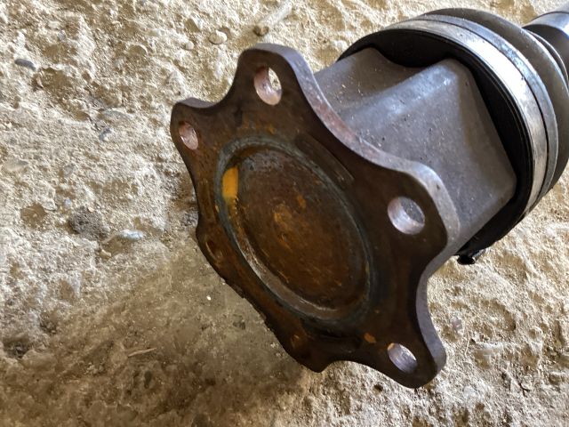 bontott VW PASSAT B6 Jobb Féltengely