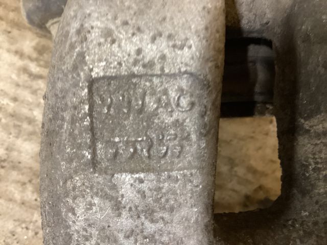 bontott VW PASSAT B6 Jobb hátsó Féknyereg Munkahengerrel