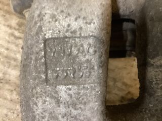 bontott VW PASSAT B6 Jobb hátsó Féknyereg Munkahengerrel