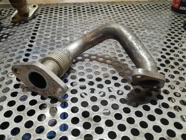 bontott VW PASSAT B6 Kartergázcső