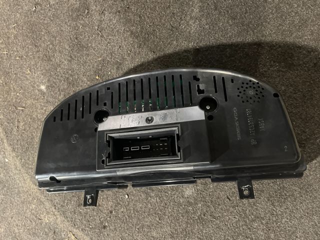 bontott VW PASSAT B6 Kilométeróra