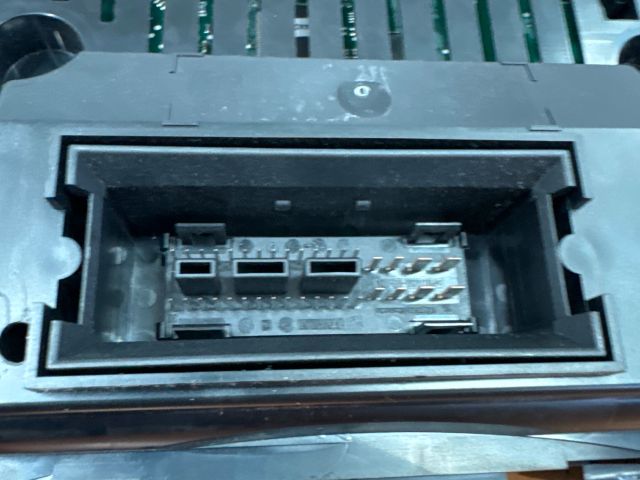 bontott VW PASSAT B6 Kilométeróra