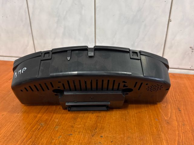 bontott VW PASSAT B6 Kilométeróra