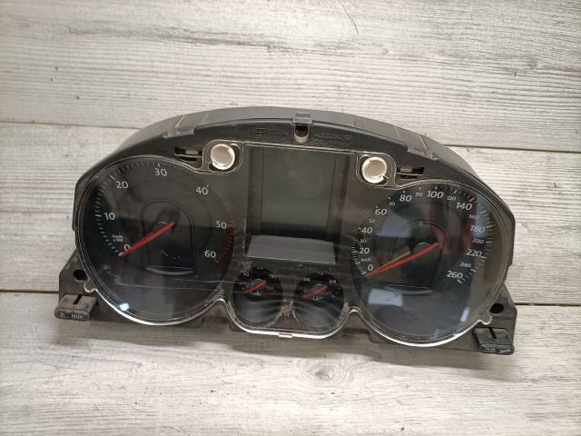 bontott VW PASSAT B6 Kilométeróra