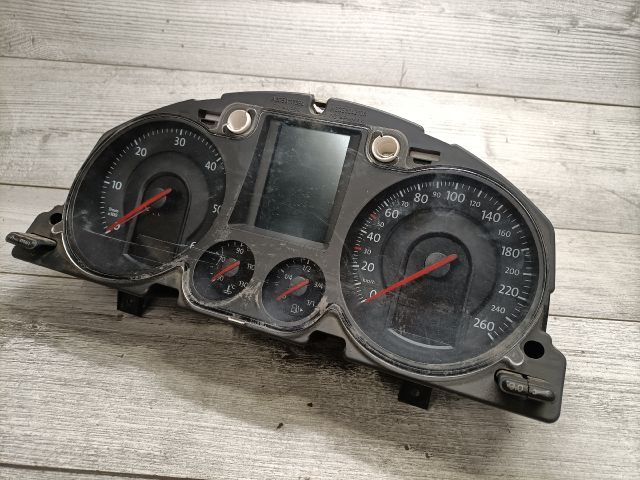 bontott VW PASSAT B6 Kilométeróra