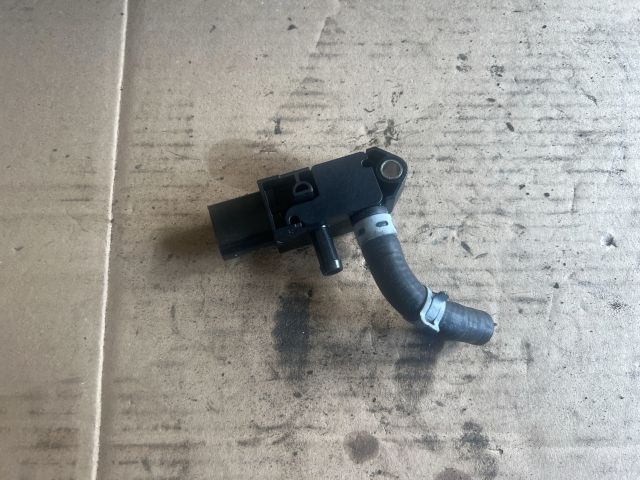 bontott VW PASSAT B6 Kipufogó Nyomásérzékelő