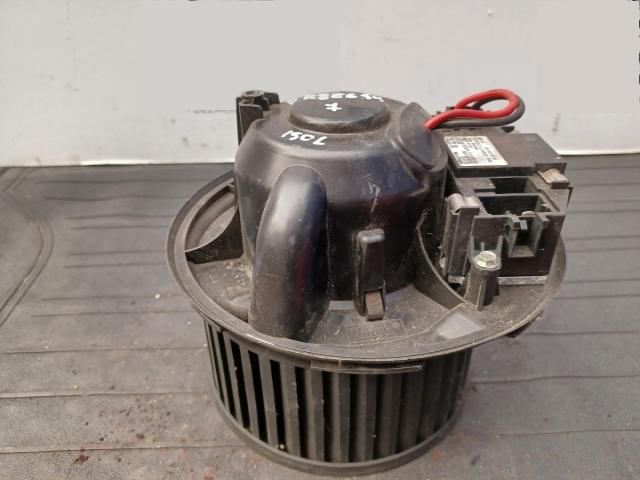 bontott VW PASSAT B6 Klímahűtő Ventilátor