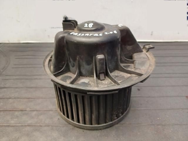 bontott VW PASSAT B6 Klímahűtő Ventilátor