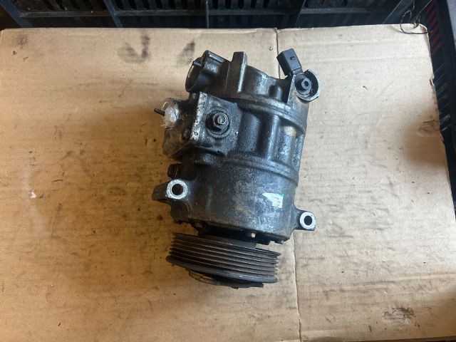 bontott VW PASSAT B6 Klímakompresszor