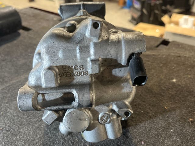 bontott VW PASSAT B6 Klímakompresszor