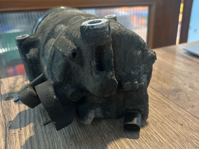 bontott VW PASSAT B6 Klímakompresszor