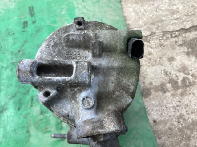 bontott VW PASSAT B6 Klímakompresszor