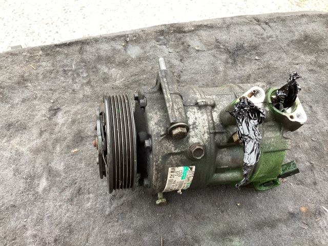 bontott VW PASSAT B6 Klímakompresszor