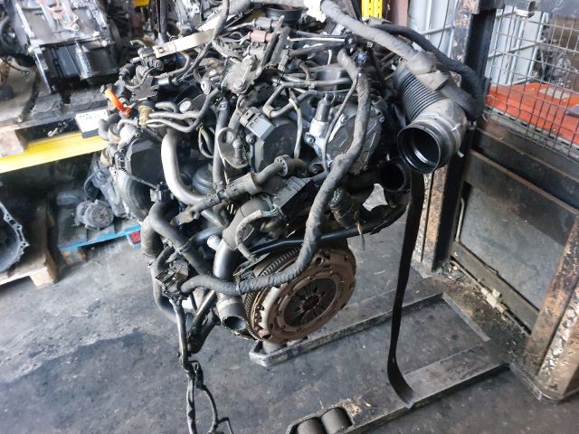 bontott VW PASSAT B6 Komplett Motor (Segédberendezésekkel)