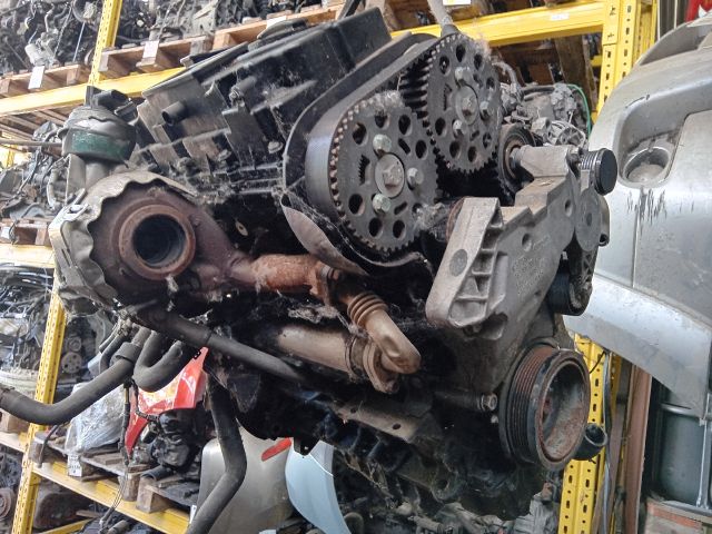 bontott VW PASSAT B6 Komplett Motor (Segédberendezésekkel)