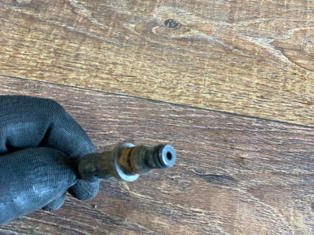 bontott VW PASSAT B6 Kuplung Cső