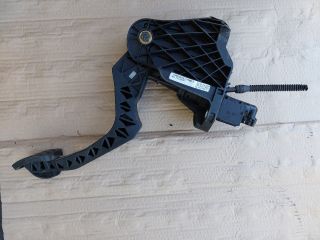 bontott VW PASSAT B6 Kuplung Pedál