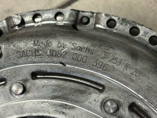 bontott VW PASSAT B6 Kuplung Szett Lendkerékkel