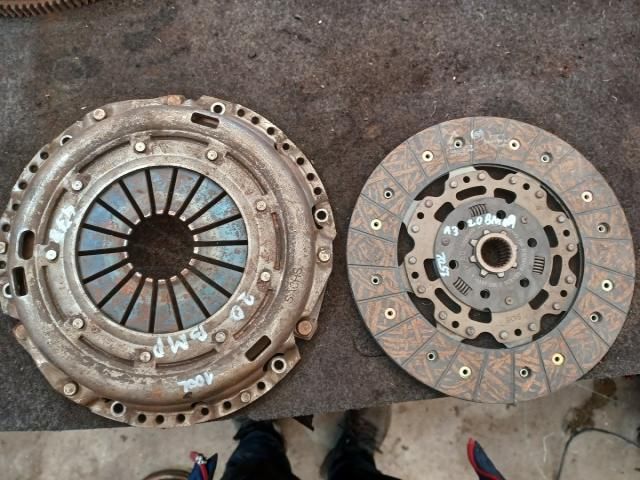 bontott VW PASSAT B6 Kuplung Szett (Szerkezet, Tárcsa)