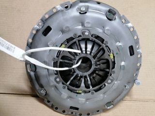 bontott VW PASSAT B6 Kuplung Szett (Szerkezet, Tárcsa)